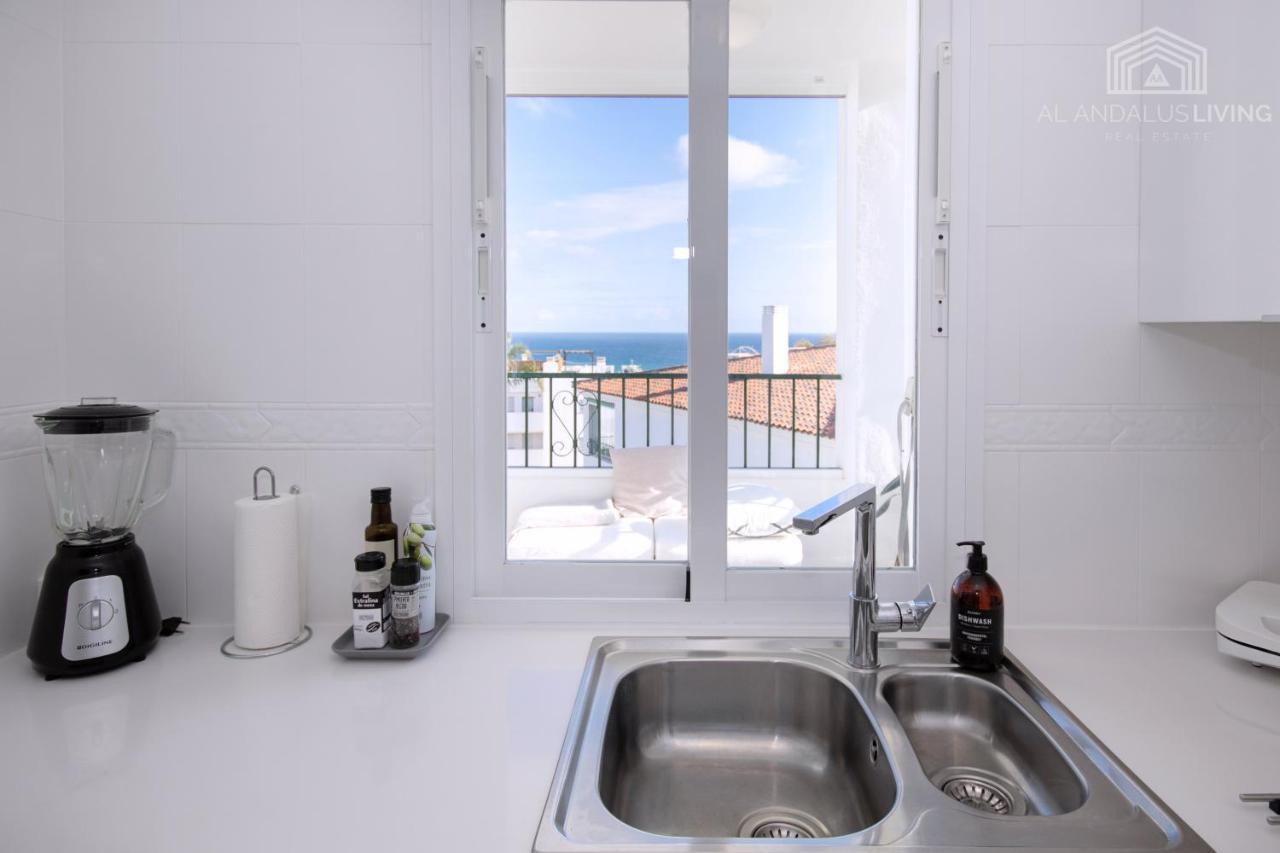 Scandinavian Style Apartment With Amazing Sea Views And South West Facing Sunny Terrace In Miraflores Walking Distance To The Beach! Малага Екстер'єр фото