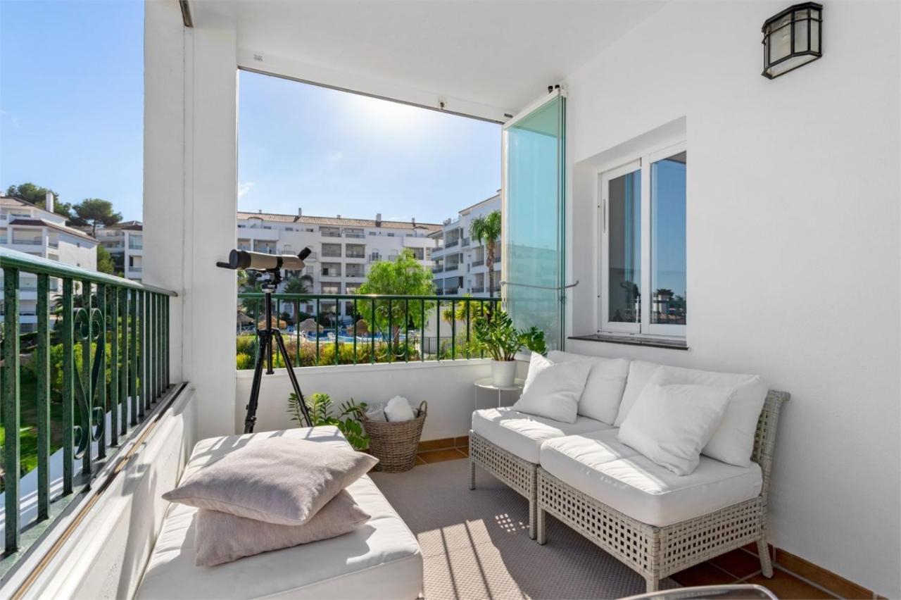 Scandinavian Style Apartment With Amazing Sea Views And South West Facing Sunny Terrace In Miraflores Walking Distance To The Beach! Малага Екстер'єр фото
