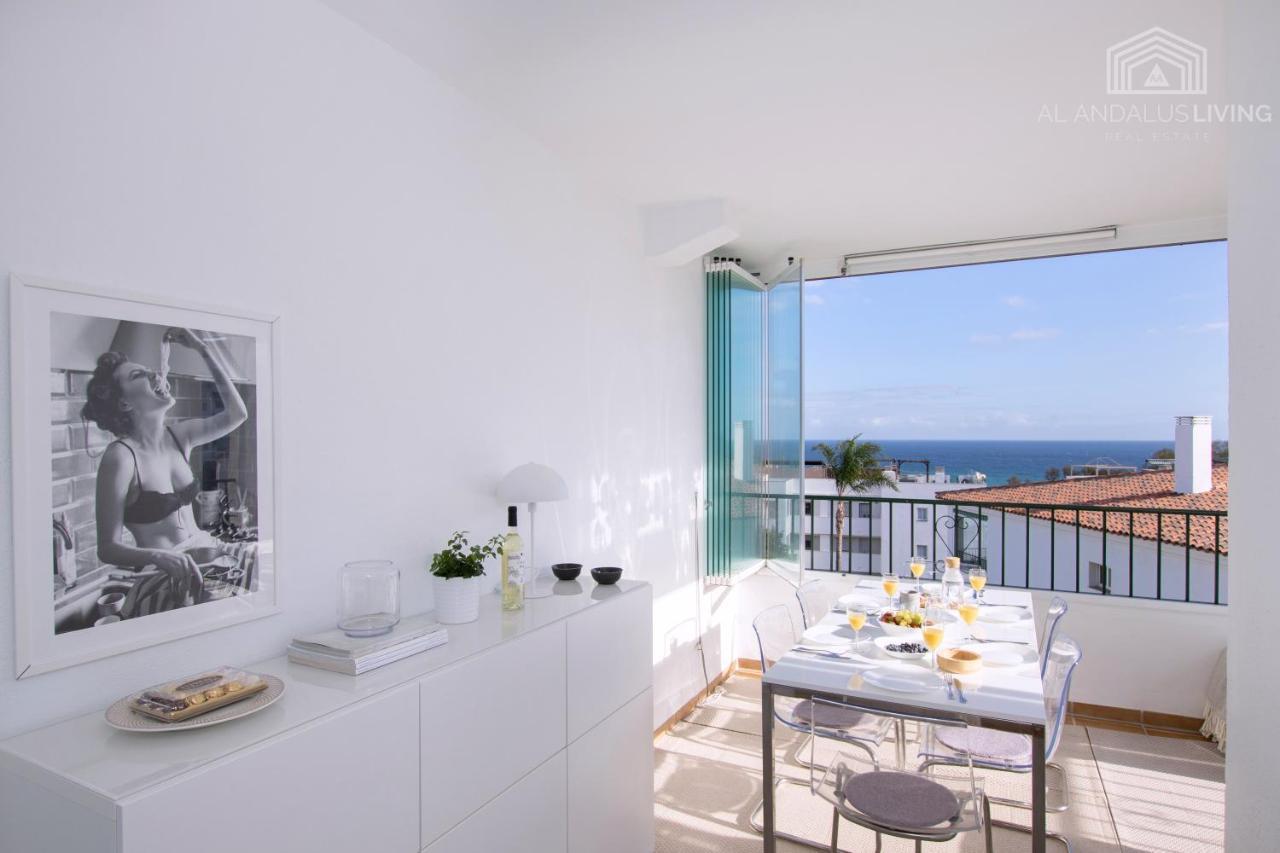Scandinavian Style Apartment With Amazing Sea Views And South West Facing Sunny Terrace In Miraflores Walking Distance To The Beach! Малага Екстер'єр фото