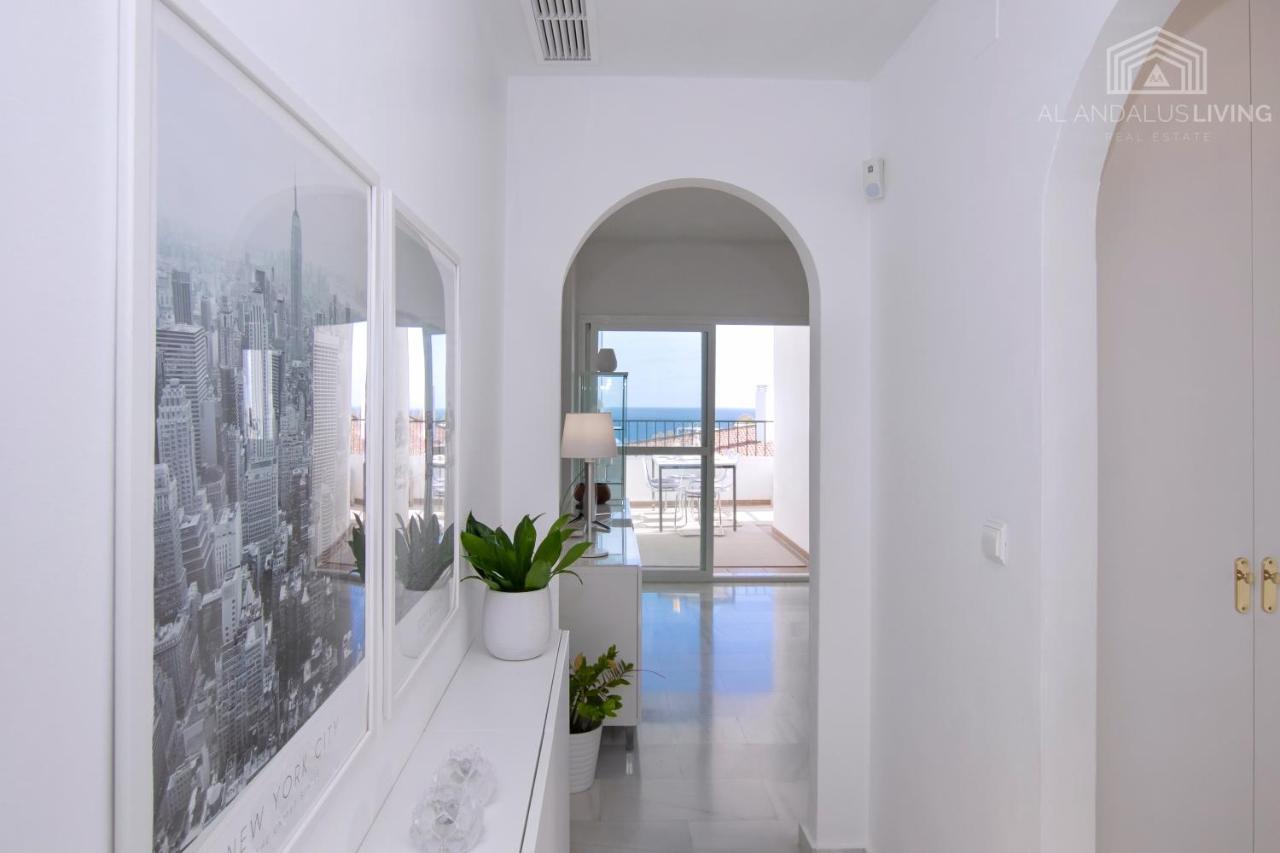 Scandinavian Style Apartment With Amazing Sea Views And South West Facing Sunny Terrace In Miraflores Walking Distance To The Beach! Малага Екстер'єр фото
