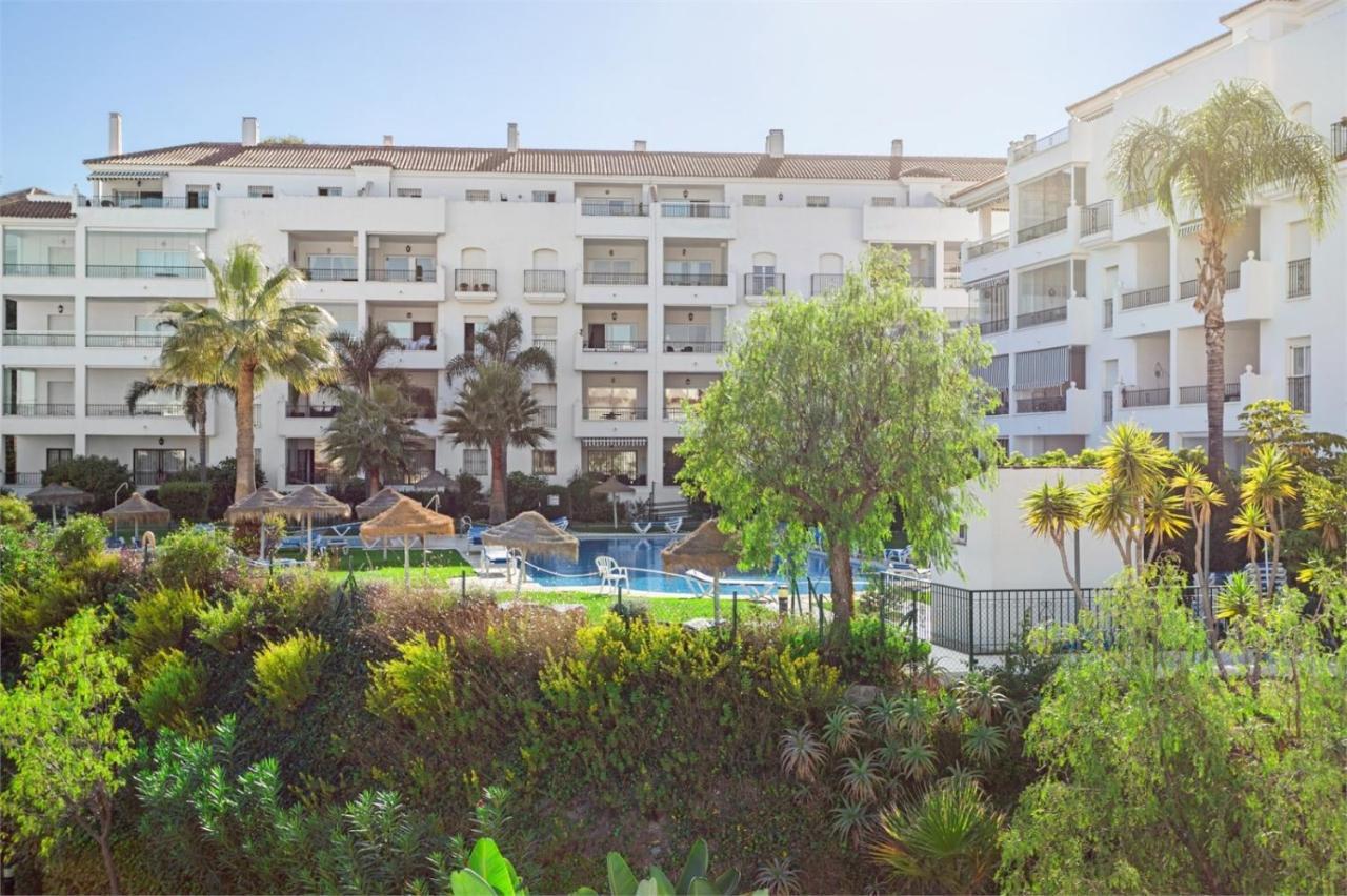 Scandinavian Style Apartment With Amazing Sea Views And South West Facing Sunny Terrace In Miraflores Walking Distance To The Beach! Малага Екстер'єр фото